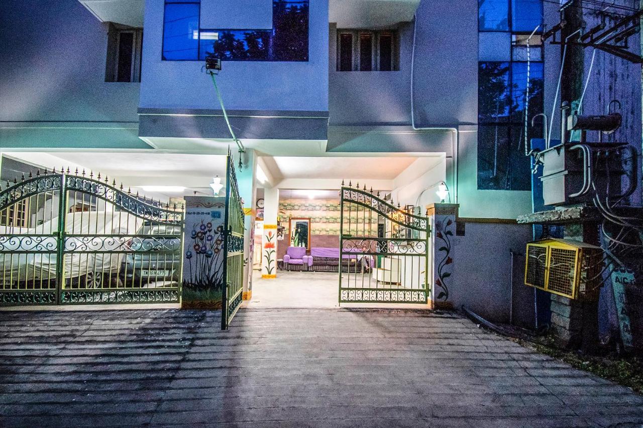 Fabhotel Aditya Yatri Nivas - Nr Tirupati Railway Station Exterior photo