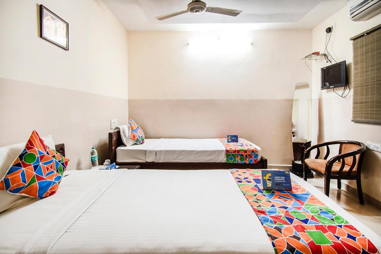 Fabhotel Aditya Yatri Nivas - Nr Tirupati Railway Station Exterior photo