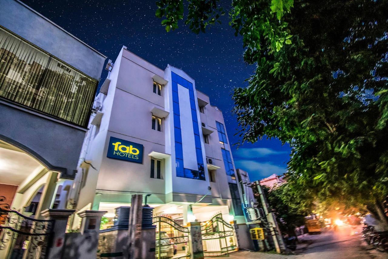 Fabhotel Aditya Yatri Nivas - Nr Tirupati Railway Station Exterior photo